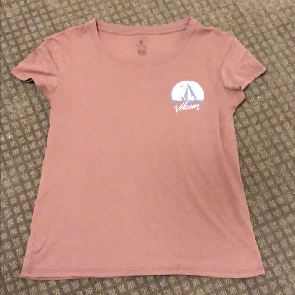 Light maroon Volcom shirt